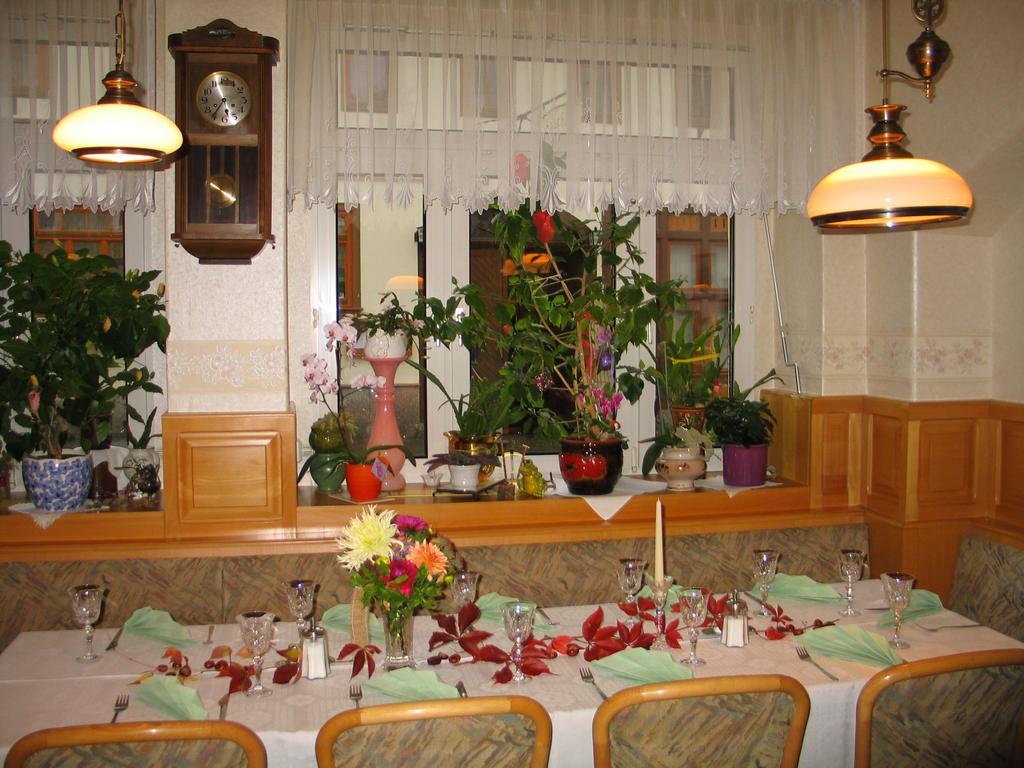 Hotel & Gasthof Garkueche Leutenberg Exterior photo